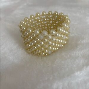 Elegant Cream Pearl Stretch Bracelet